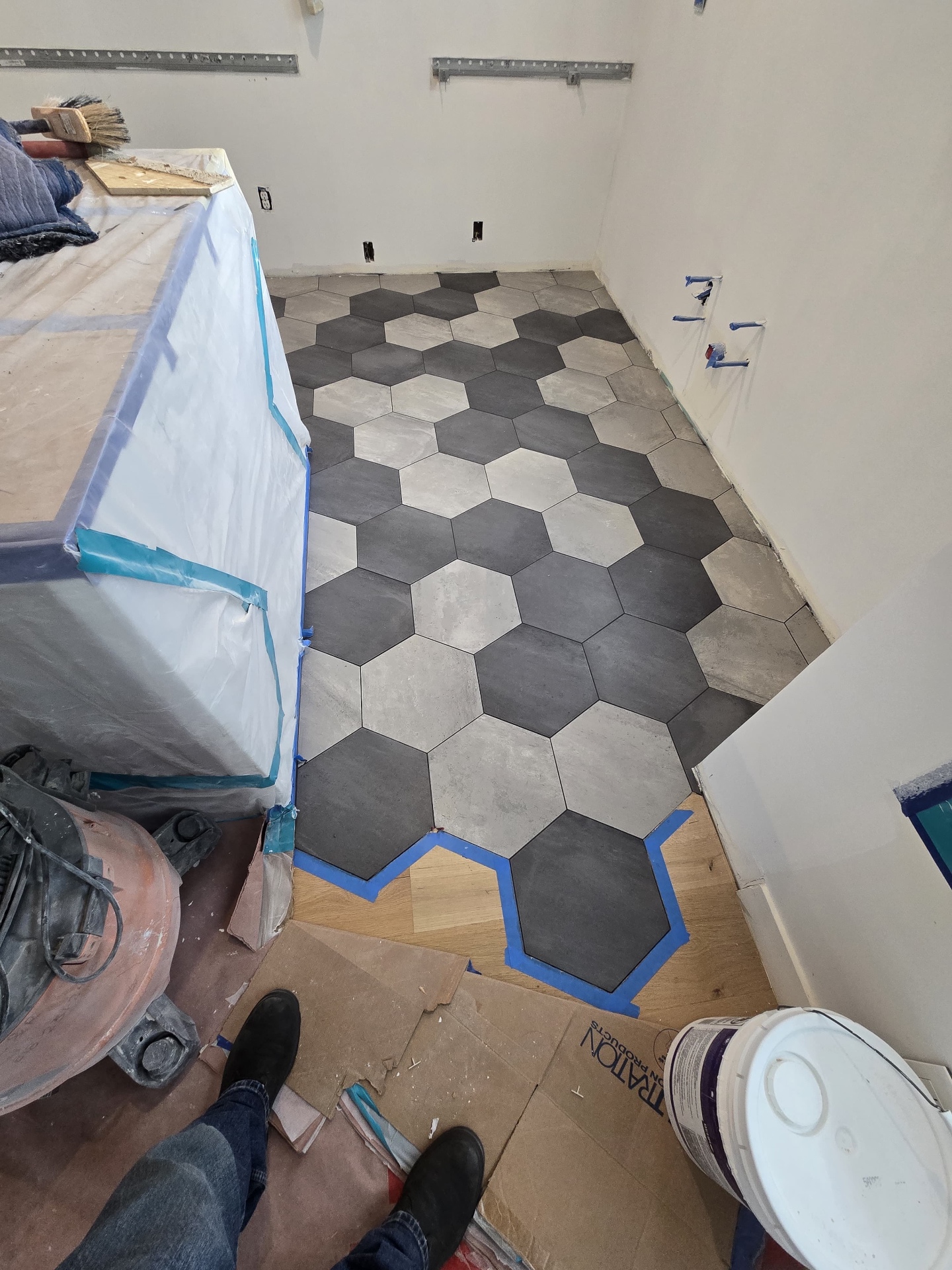 Two-tone hex tile install