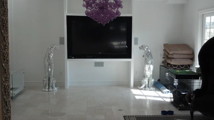 Built-in TV wall