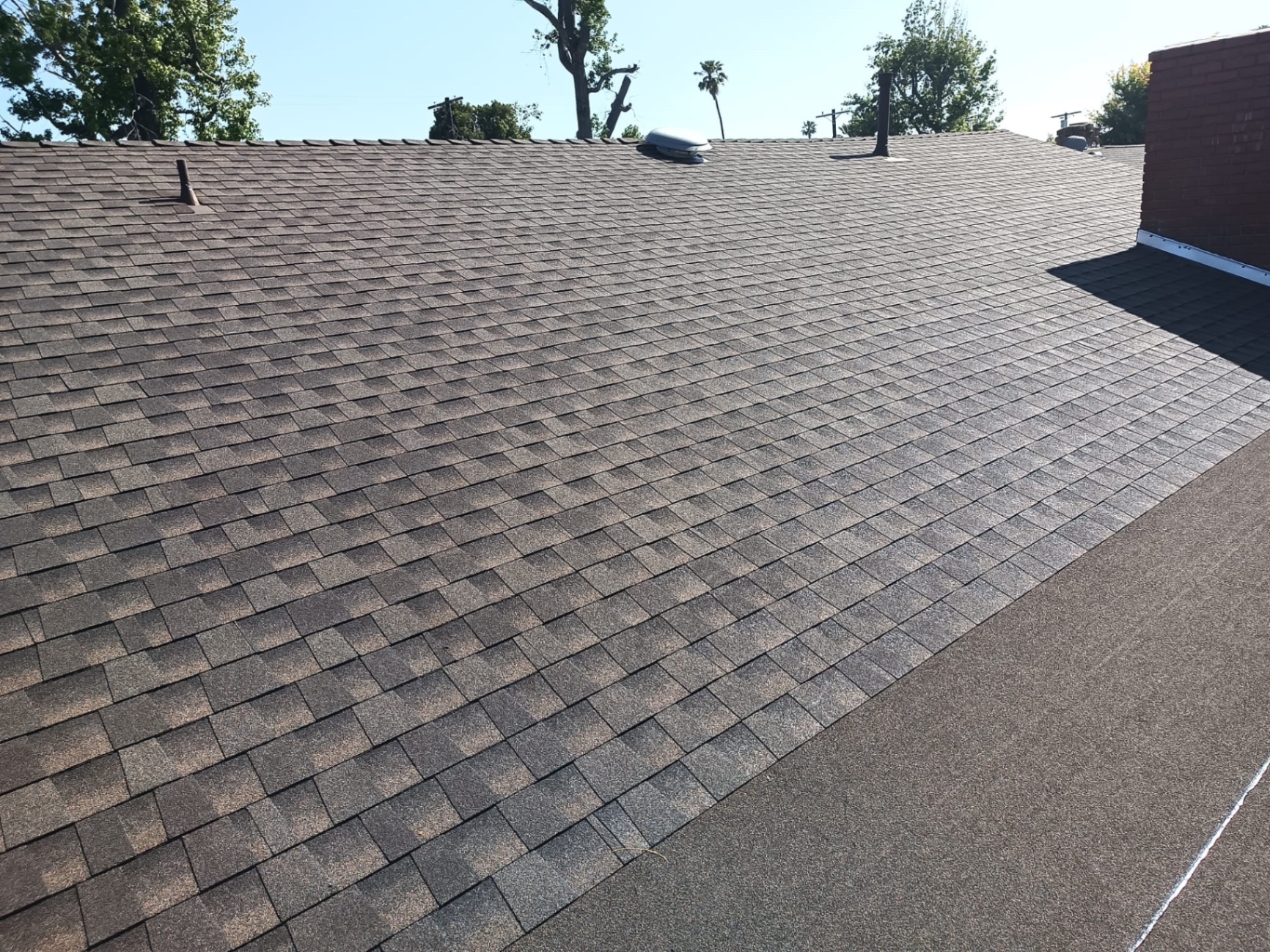 Finished dimensional shingle roof