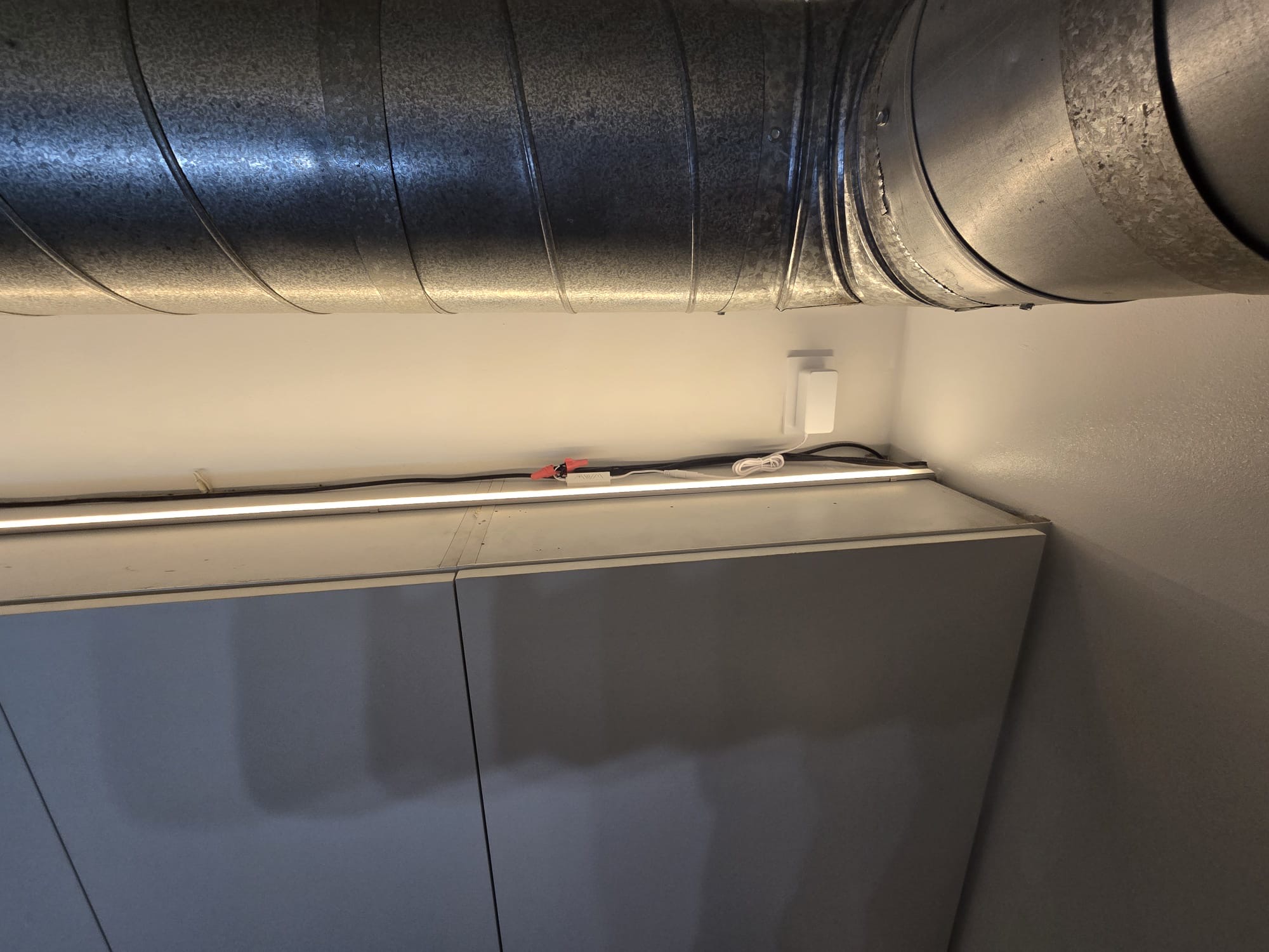 Warm LED accent lighting